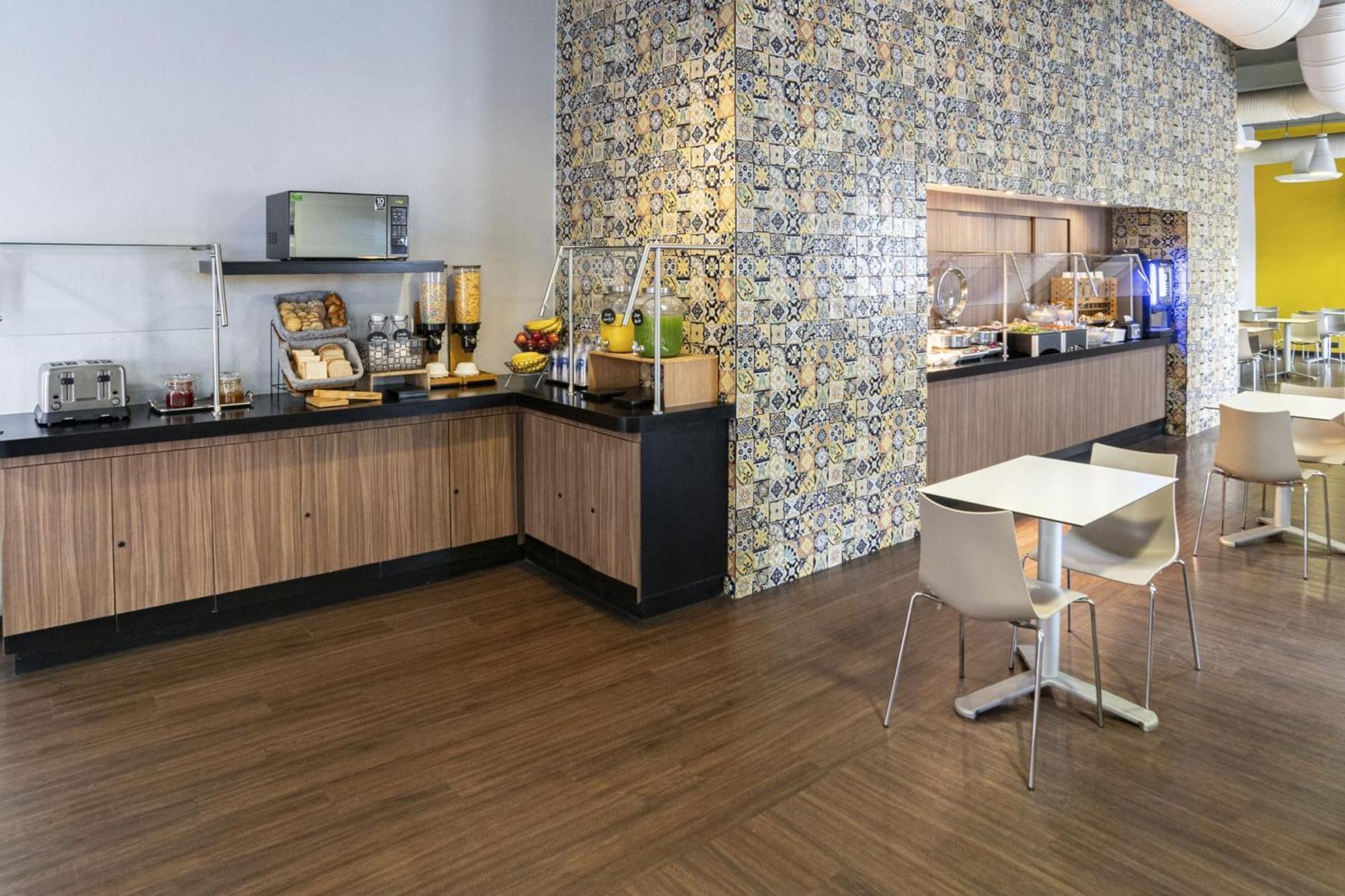 City Express By Marriott Puebla Centro Екстериор снимка