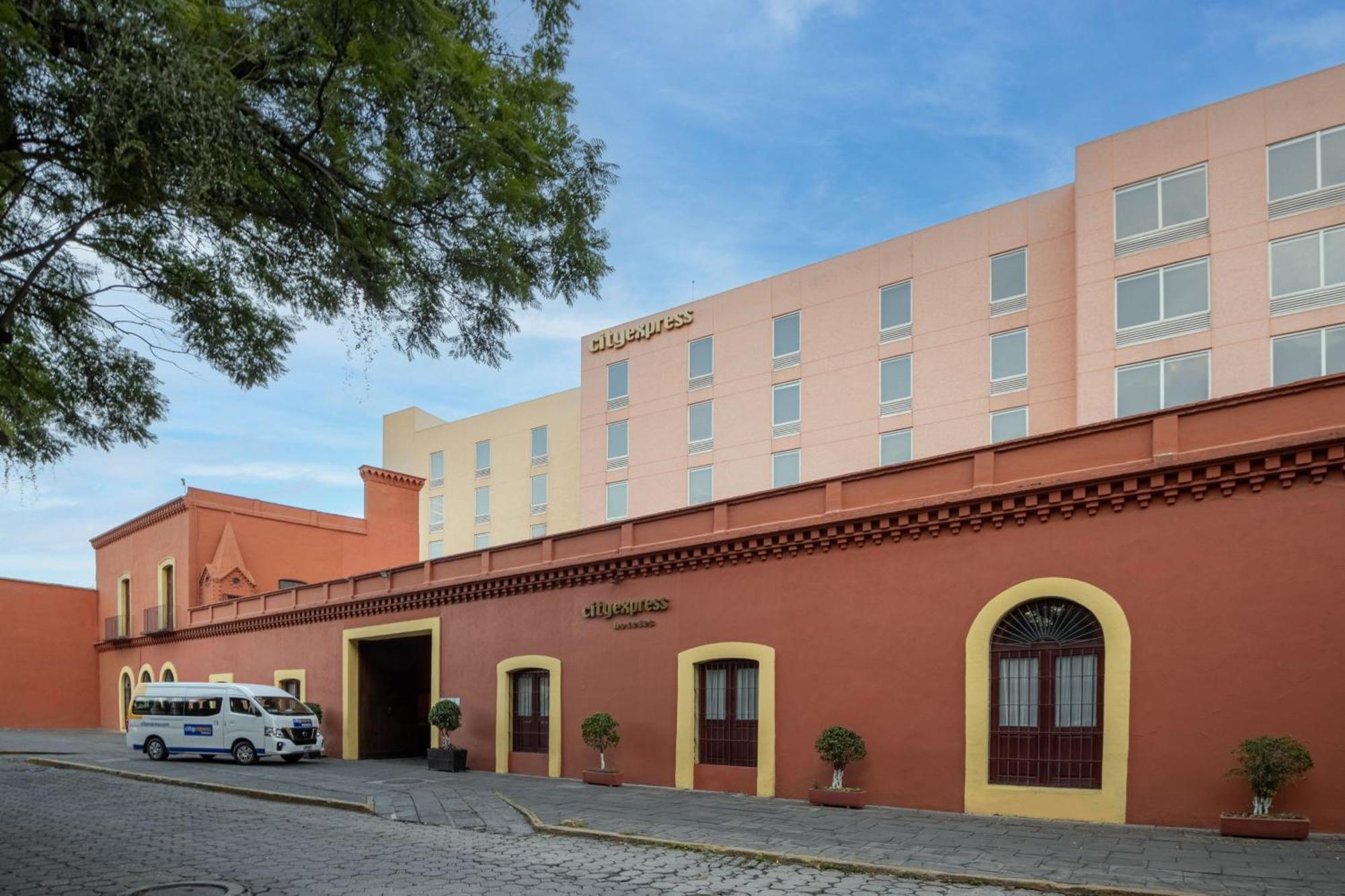 City Express By Marriott Puebla Centro Екстериор снимка